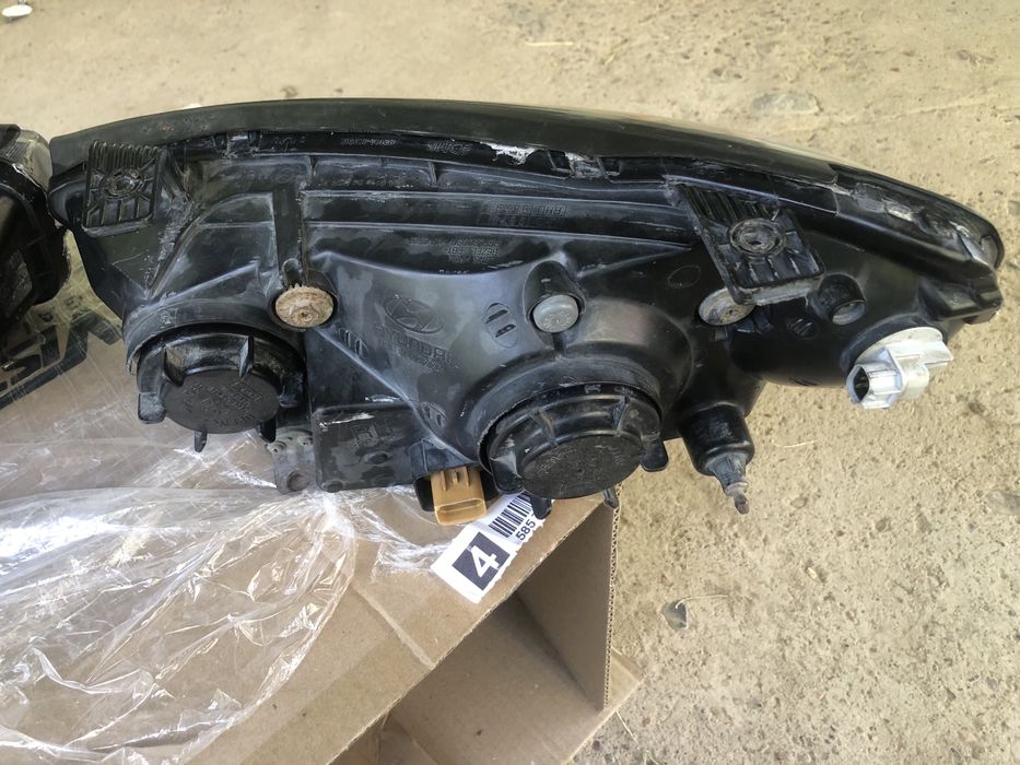 Фара на хундай элантра