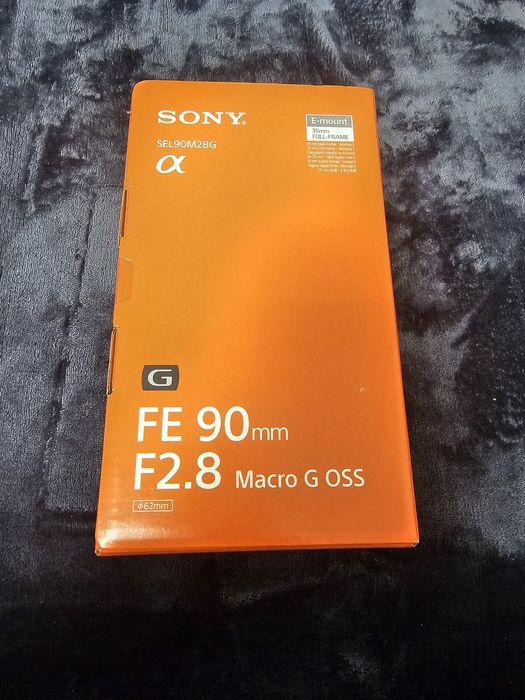 Obiectiv  Sony FE 90mm F/2,8 Macro G Oss