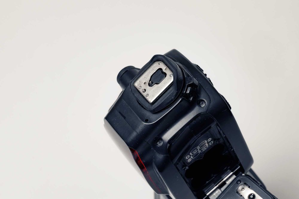 Вспышка Yongnuo Speedlite YN-660