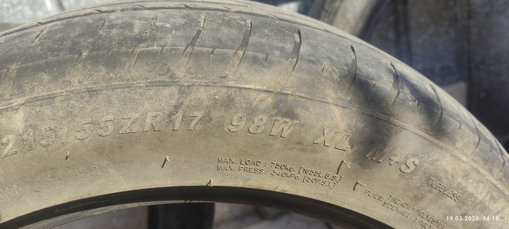 Летние шины 215/55/17