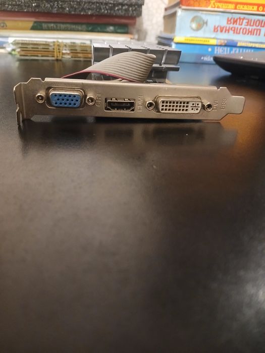 Видеокарта G210 1гб