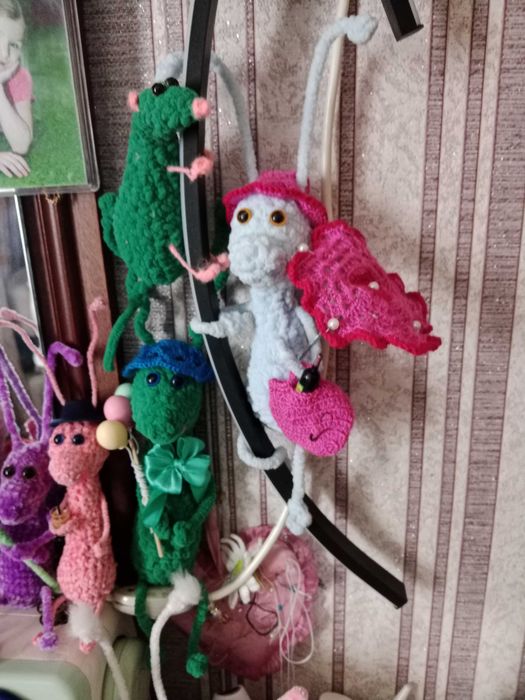 продаются таракашки-букашки