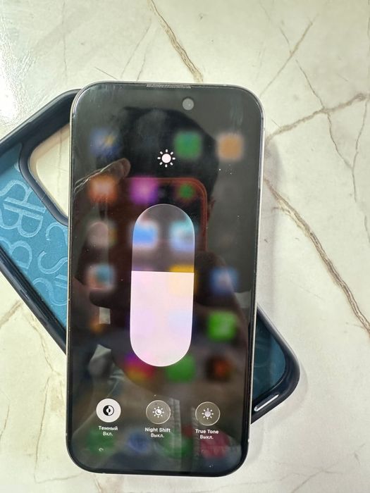 Iphone 16 pro емкость 93 помият 128