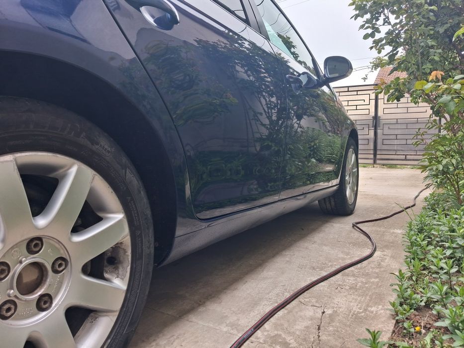 VOLKSWAGEN Golf 2009 — imagine 4