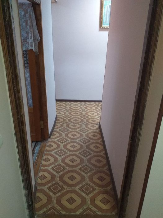 2 xonali uy 2-etajda sotiladi