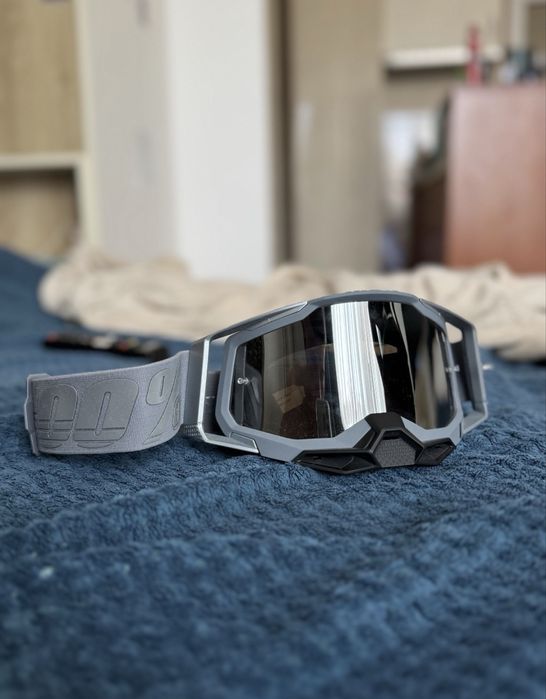 Каска Oneal нова и очила на 100%