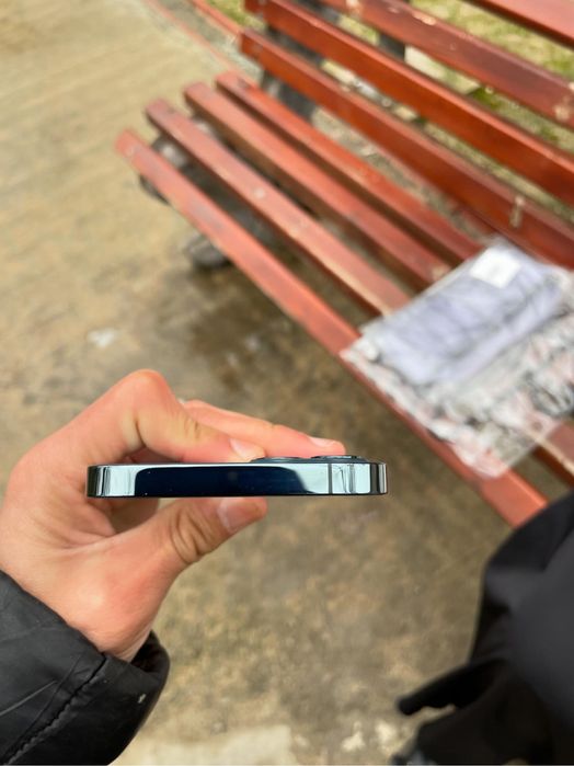 Iphone 12 pro сотилади