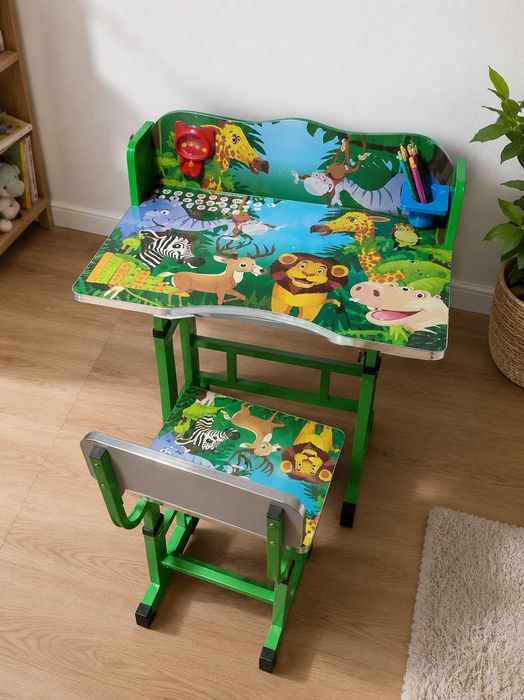 Birou verde cu scaun pentru copii