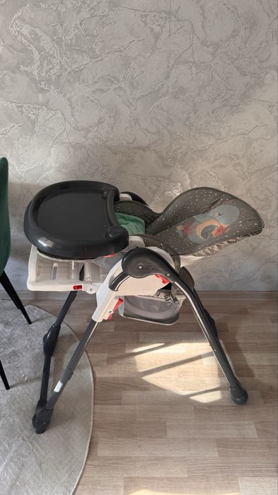 Продам детский стол