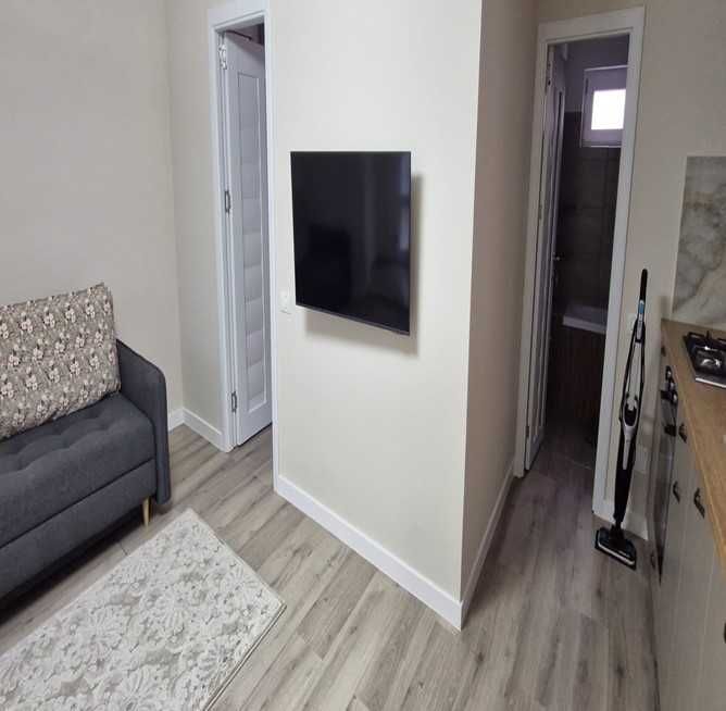 Inchiriere apartament 2 camere tip studio, zona Nicolae Grigorescu, sector 3, + parcare + curte proprie 25mp