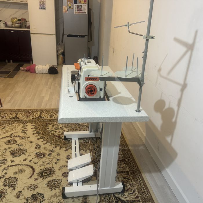 Оверлог состояние отличное