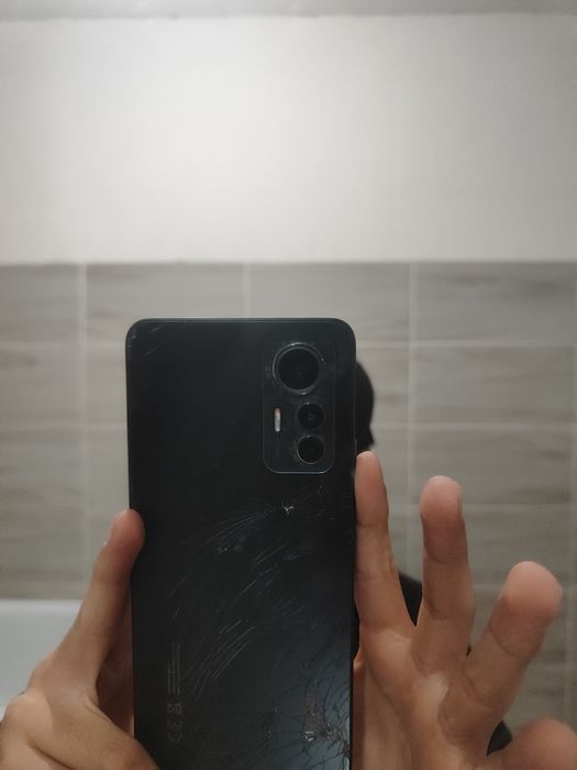 Ищу обмен на айфон  11,12