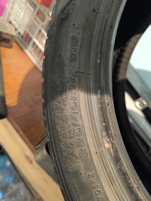Летние шины 225/45R17 Bridgestone