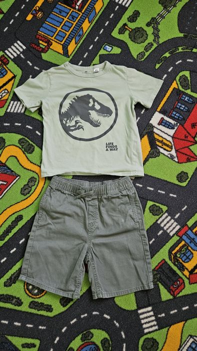 H&m 122/128 pantaloni scurti + tricou baieti