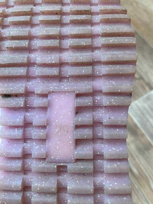 Продам детскую обувь для девочки