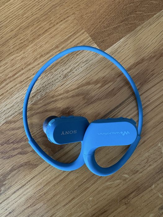 Нови Слушалки за спорт Sony NW-WS413
