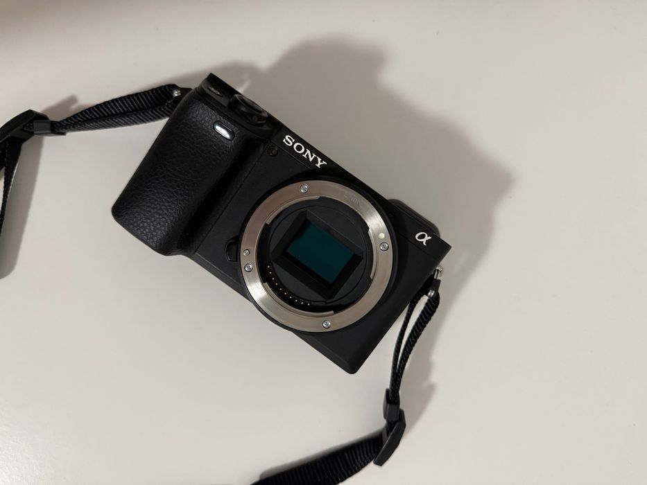 Sony A6400 + Sigma 30mm f/1.4 | 4K | Vlog / Foto