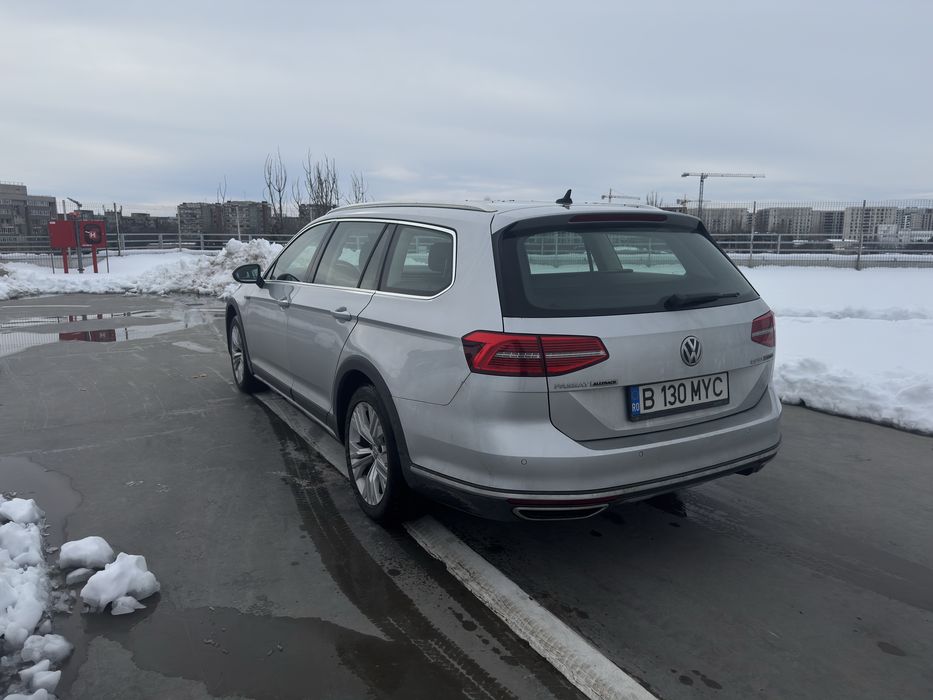 VOLKSWAGEN Passat Alltrack 2017 — imagine 4