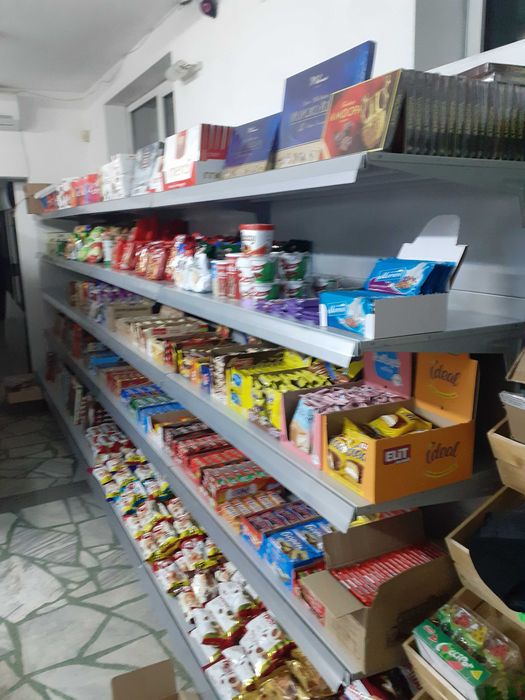 Островен Стелаж за магазин