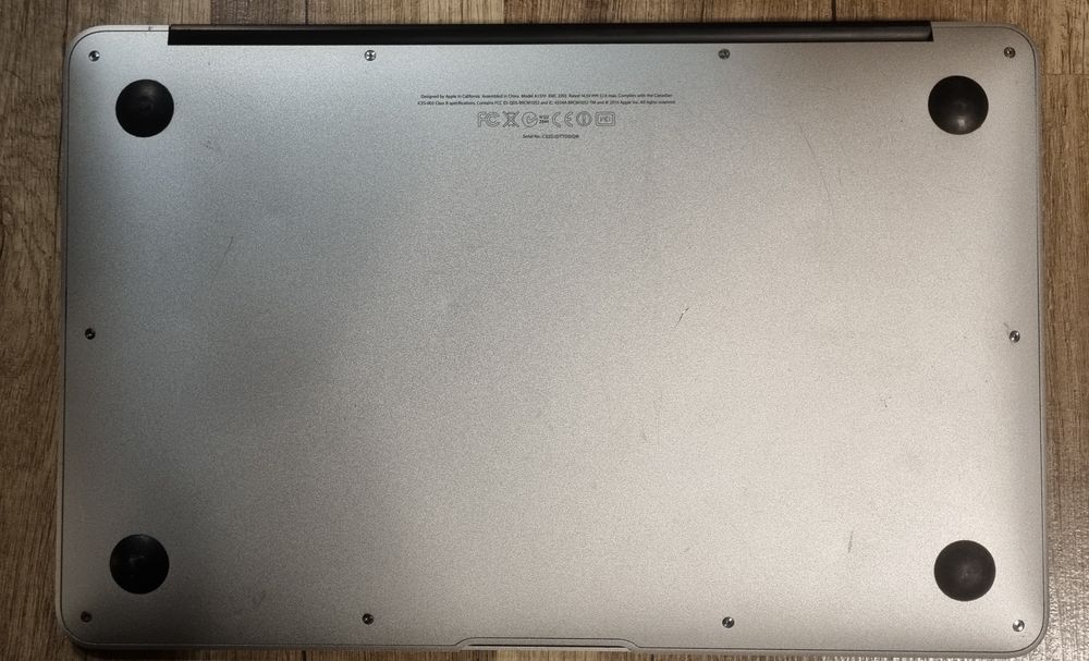 MacBook Air Модел A1370, EMC 2393