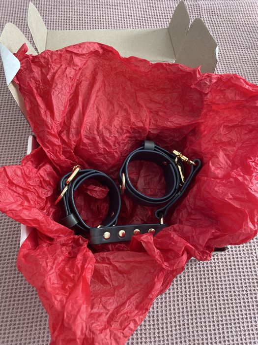 Leather collars hamdmade - Curele din piele lucrate manual.