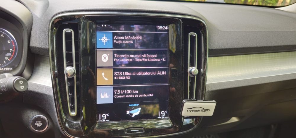 VOLVO XC40 2021 — imagine 4