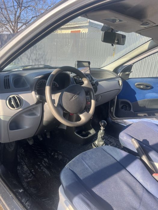 Vand fiat punto 1.2 benzina