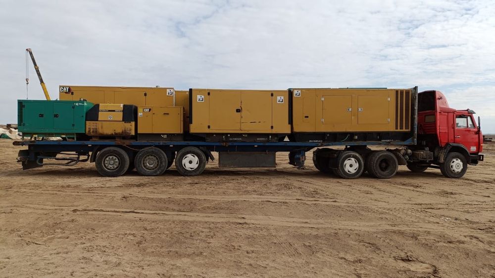 Длинномер шаланда контейнеровоз длиномер