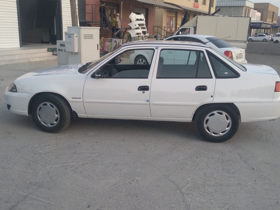 Nexia 2.  Xolati idiyal pirabek 98 000 ta