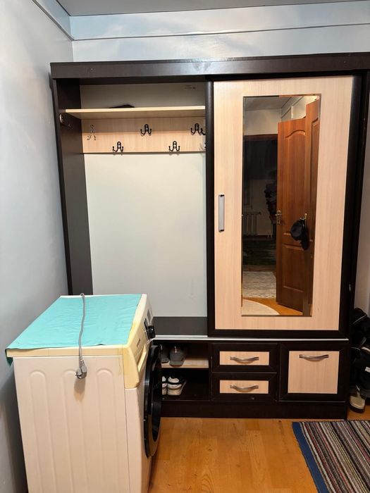 Продаются прихожка 30мын