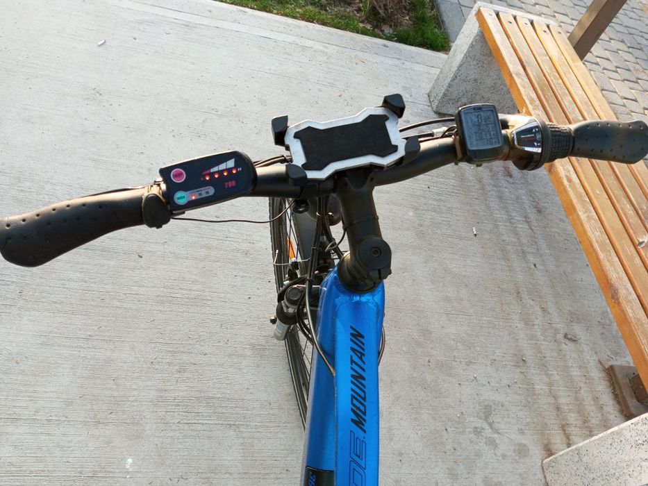 Почти новый электровелосипед скоростной.