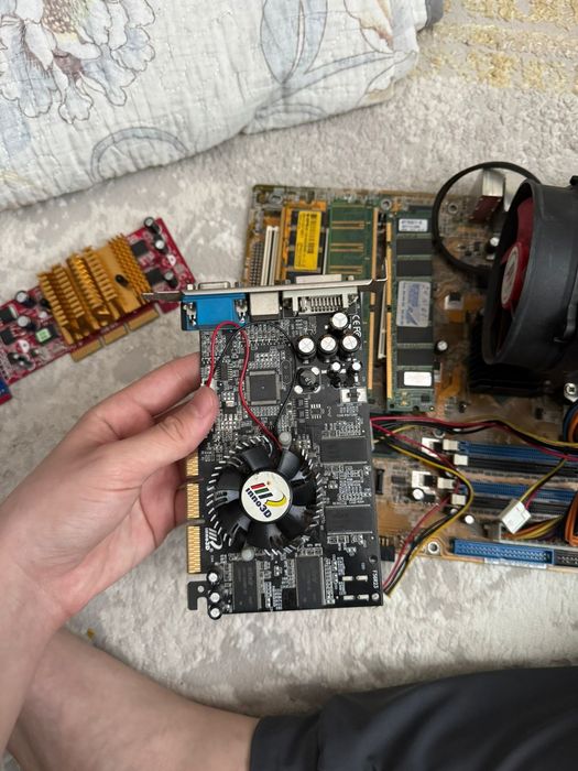 Комплектубщие для пк