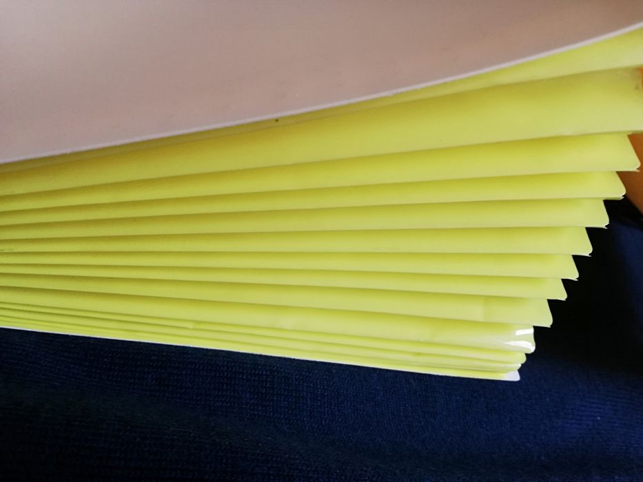 Папка для документов, чемодан, сумка, коробка