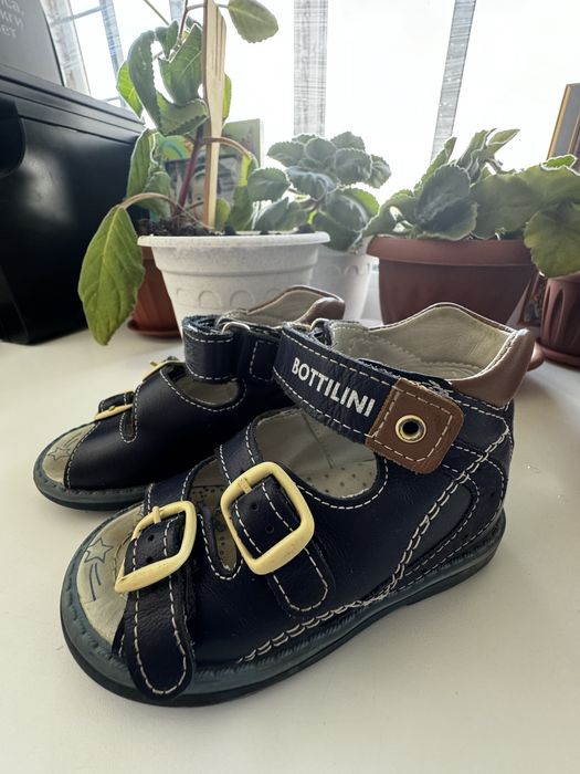 Продам ортопедическую обувь