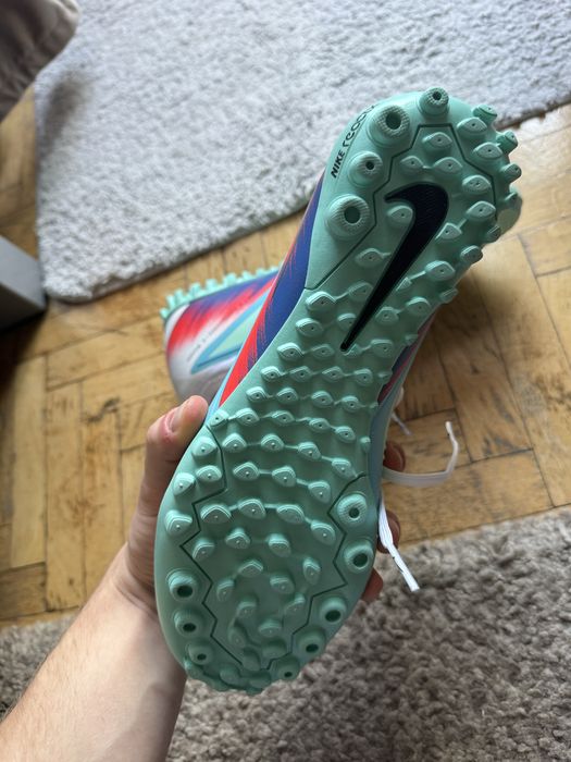 Ghete fotbal Nike Phantom 6