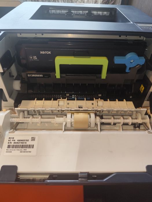 Продам принтер Xerox B310