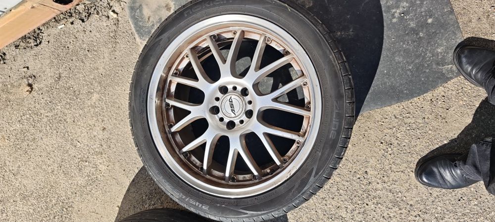 Vând genți aluminiu de '19