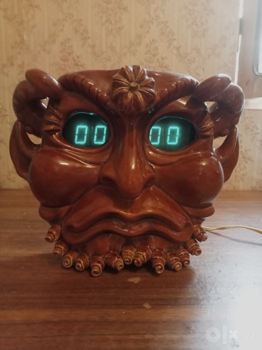 Настенные часы сувенир СССР.