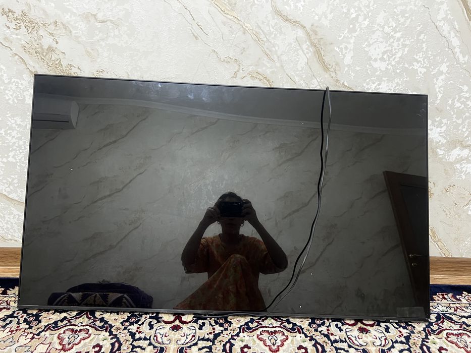 Телевизор Самсунг LED