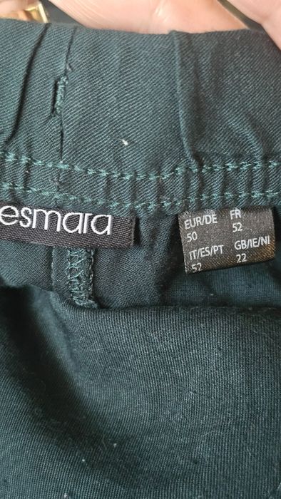 Pantaloni grasuțe