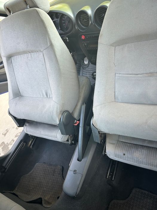 Vând Seat Ibiza 6 L