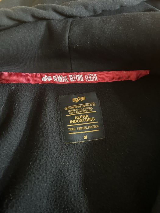 Alpha industries суичер