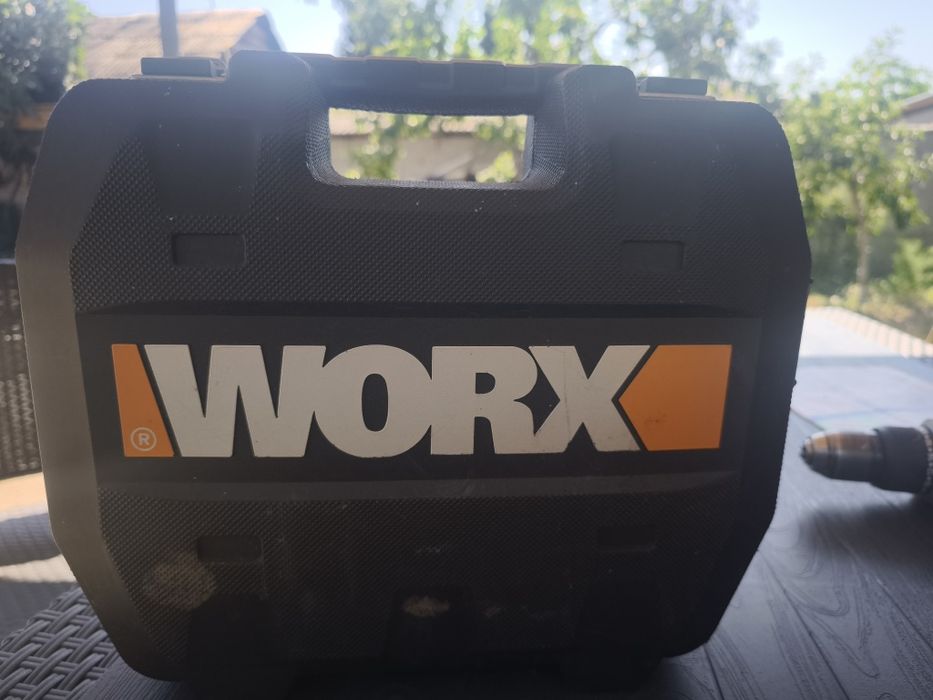 Ударно пробивен винтоверт WORX WX373