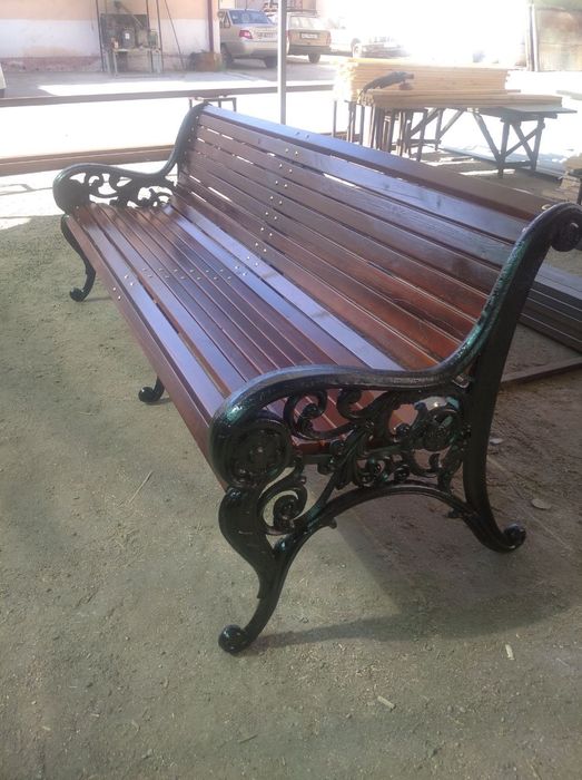 Скамейка чугунная