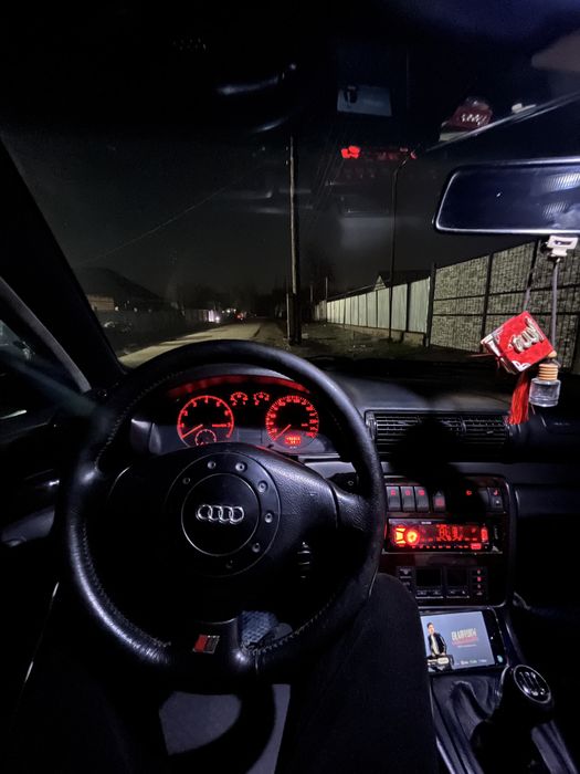 audi рул продается хорошем состояние