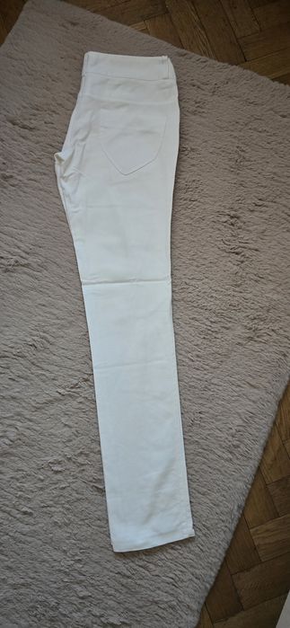 Pantaloni albi Tina R