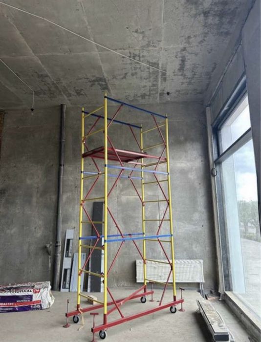 Леса вышка тура