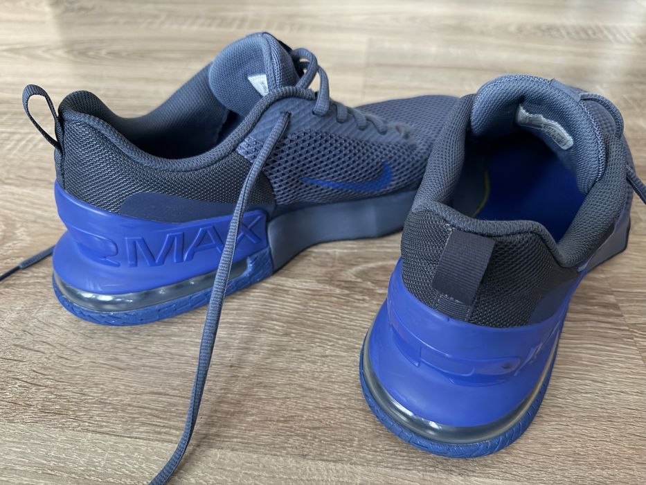 Nike Air Max Trainer 6