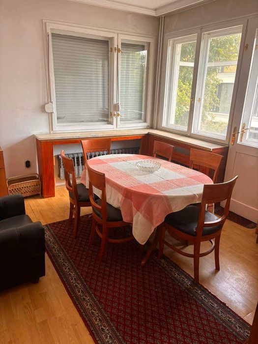 Дава се под наем Тристаен апартамент в София, Център - 100 кв.м за 800 € - Снимка #3