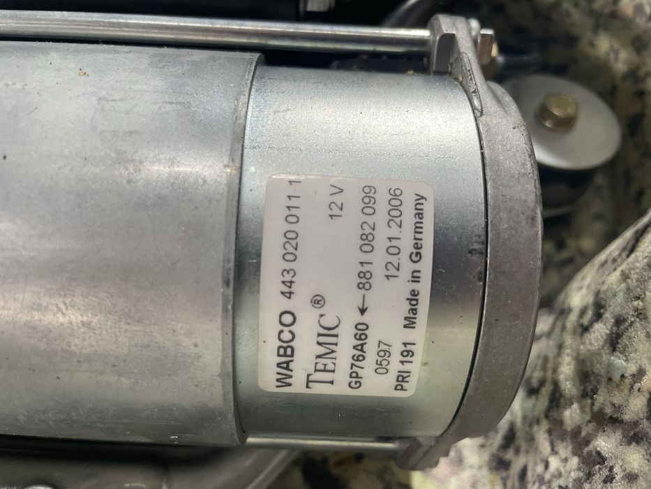 Компресор въздушно окачване бмв Х5 Е53 / Е39 / 7 серия